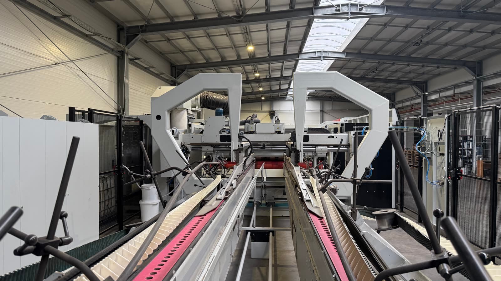 Flexo folder-gluer line running